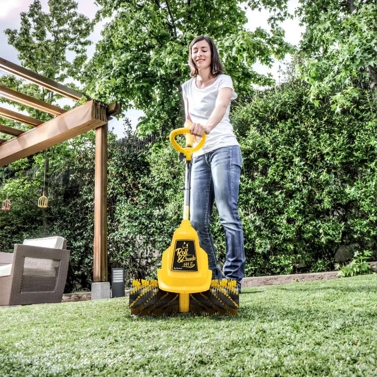 Műfű-karbantartógép – CADIZ