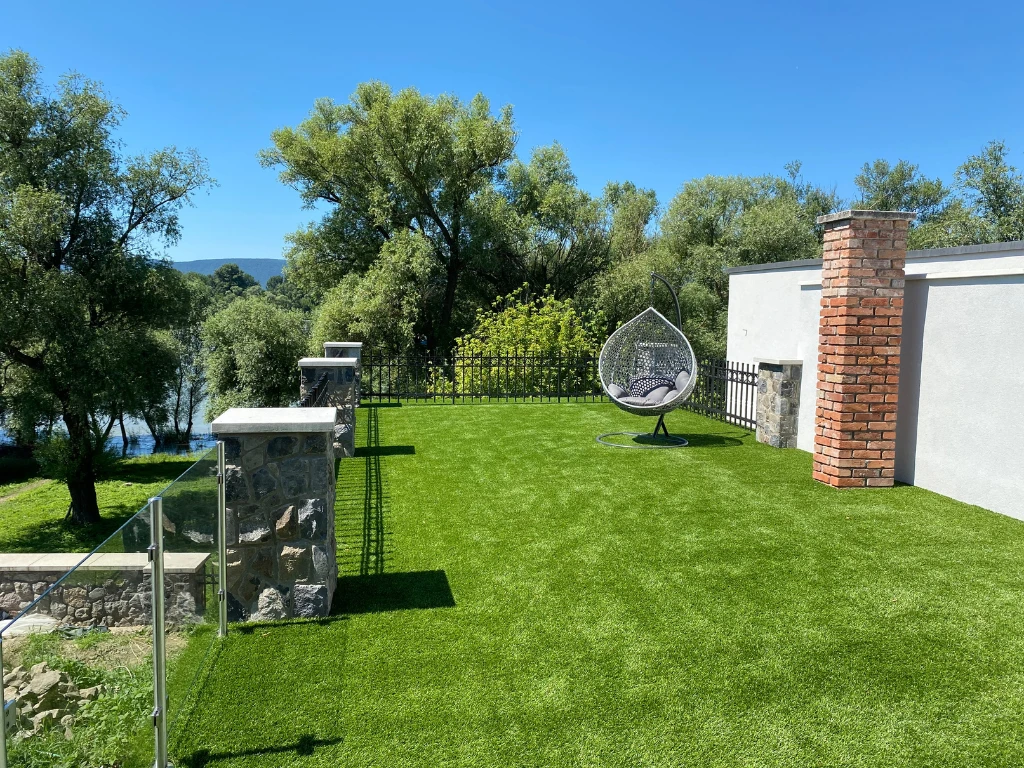 Estella 50 mm - marketing